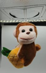 Брелок "Обезьяна с фруктами" — изображение 2